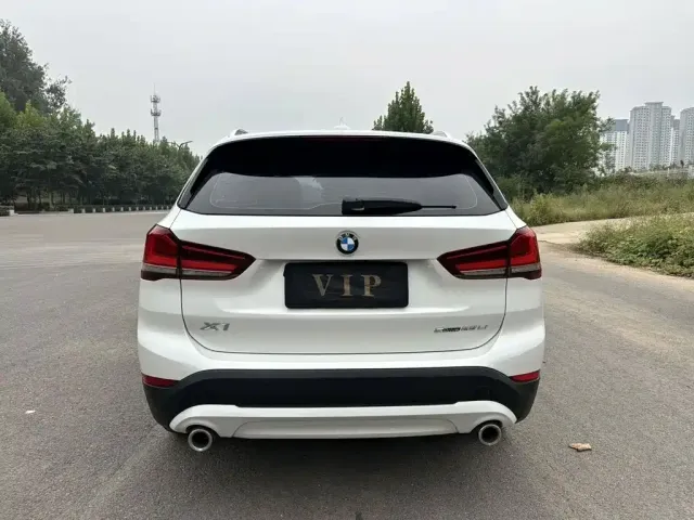 BMW X1 — Фото автомобиля 8