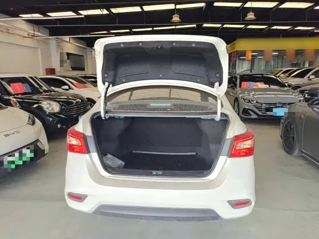 Nissan Sylphy — Фото автомобиля 18