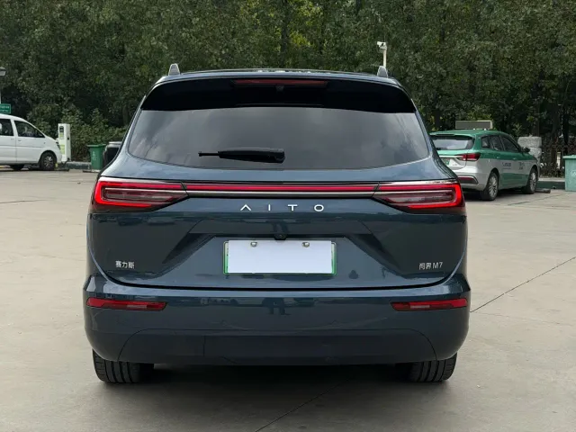 Aito M7 — Фото автомобиля 9