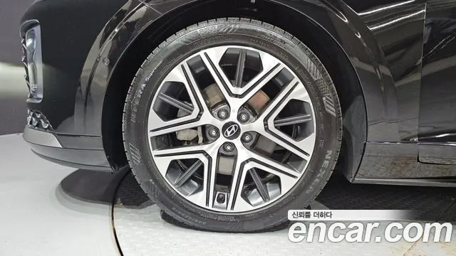 Hyundai Grandeur GN7 — Фото автомобиля 5