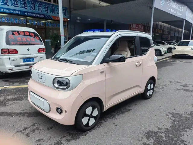 Фотография автомобиля — Wuling Hongguang Mini EV