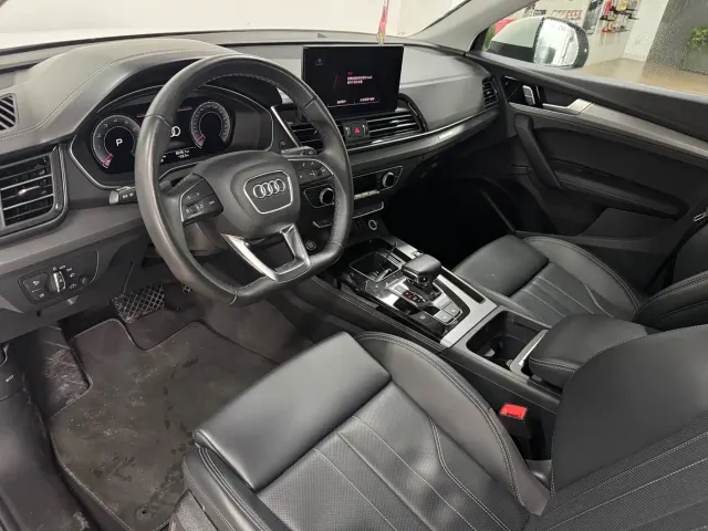 Audi Q5L — Фото автомобиля 9