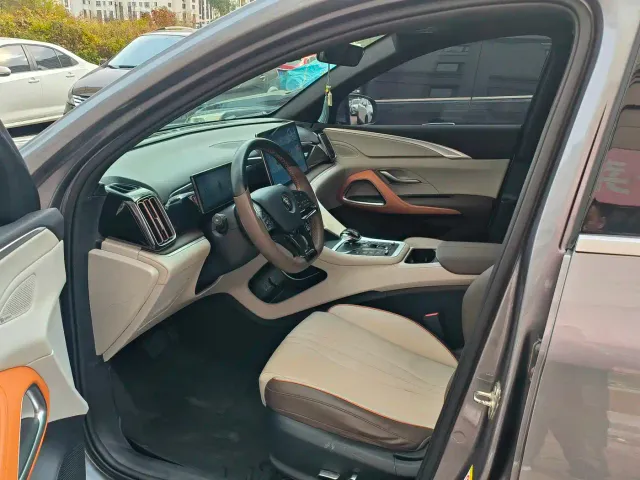 BYD Song Pro — Фото автомобиля 4