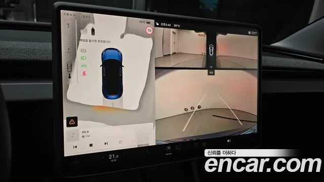 Tesla Model 3 — Фото автомобиля 8