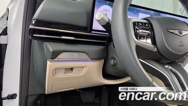 Genesis GV80 — Фото автомобиля 22