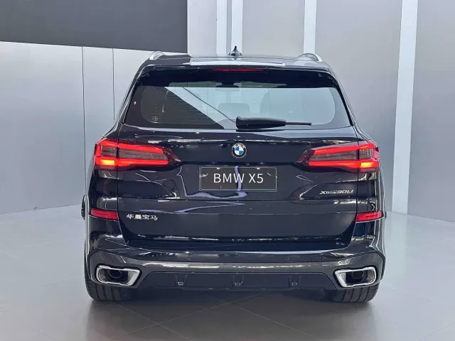 BMW X5 — Фото автомобиля 4