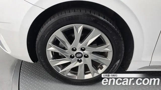 Hyundai Grandeur (New) Hybrid — Фото автомобиля 5