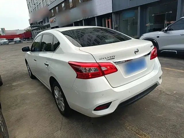 Nissan Sylphy — Фото автомобиля 4