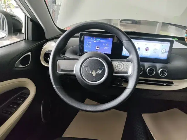 Wuling Bingo — Фото автомобиля 10