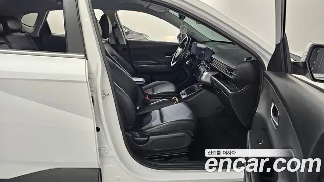 Hyundai Kona SX2 — Фото автомобиля 16