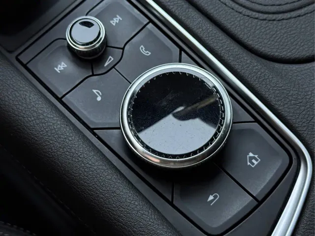 Cadillac XT6 — Фото автомобиля 12
