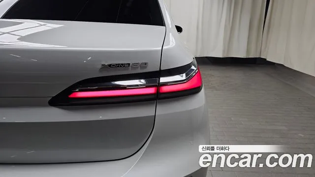 BMW i7 — Фото автомобиля 17