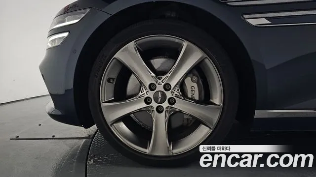 Genesis G80 Бензин 3.5 турбо AWD — Фото автомобиля 5