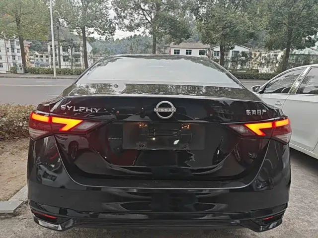 Nissan Sylphy — Фото автомобиля 5