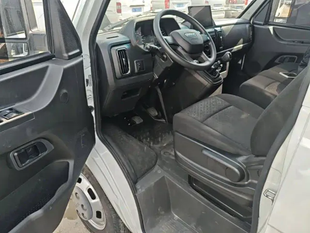Iveco Daily — Фото автомобиля 15