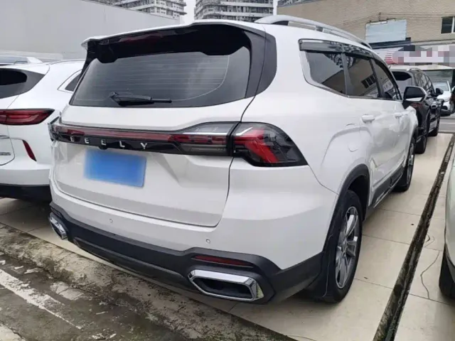 Geely Haoyue L — Фото автомобиля 6