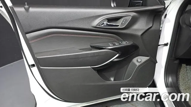 ChevroletGMDaewoo Trax Trax Кроссовер — Фото автомобиля 24