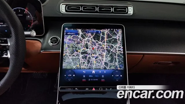 Mercedes-Benz S-Class S-класс W223 — Фото автомобиля 9