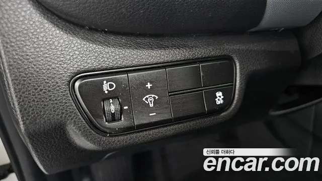 Kia Seltos Новый Seltos Бензин 2.0 2WD — Фото автомобиля 19