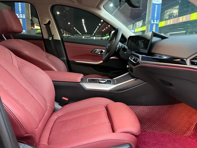 BMW 3 Series — Фото автомобиля 12