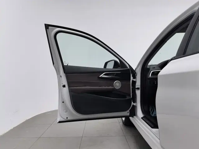 BMW 1 Series — Фото автомобиля 8
