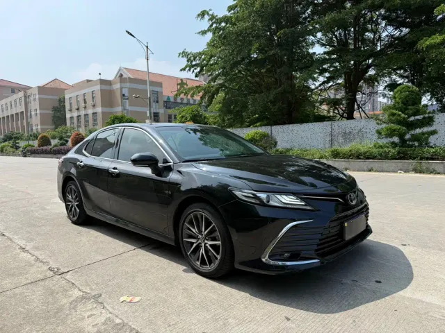 Toyota Camry — Фото автомобиля 3