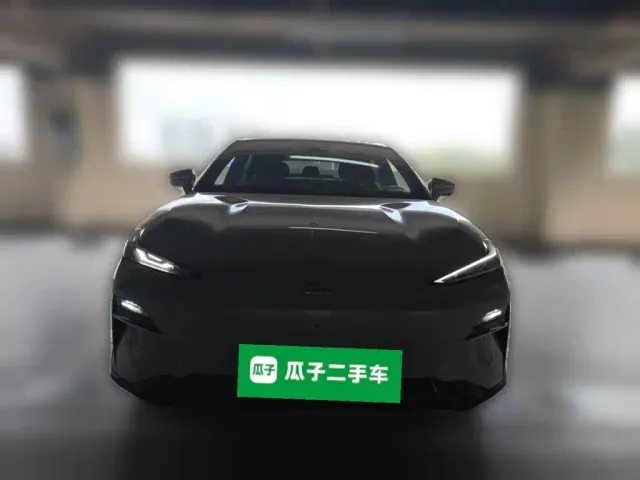 Geely Galaxy E8 — Фото автомобиля 2