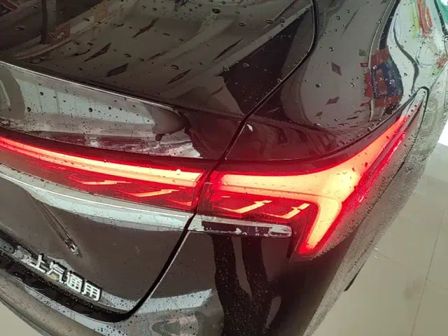 Buick LaCrosse 2023 28T Premium Edition — Фото автомобиля 7