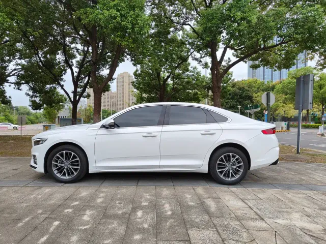 Geely Xingrui — Фото автомобиля 12
