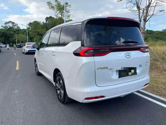 GAC Trumpchi M6 — Фото автомобиля 8