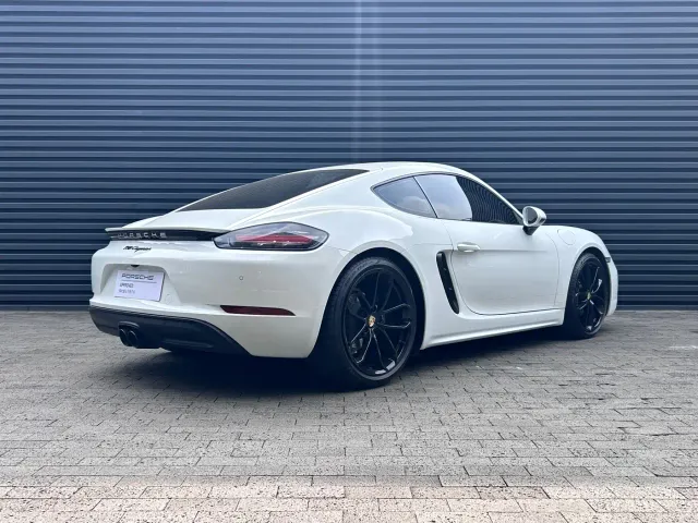 Porsche 718 — Фото автомобиля 4