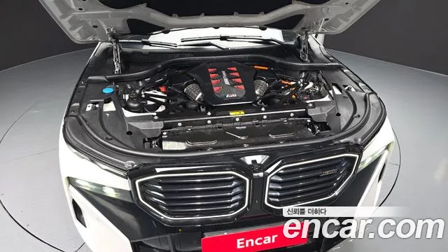 BMW XM — Фото автомобиля 6