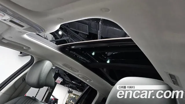 Hyundai Ioniq 9 — Фото автомобиля 24