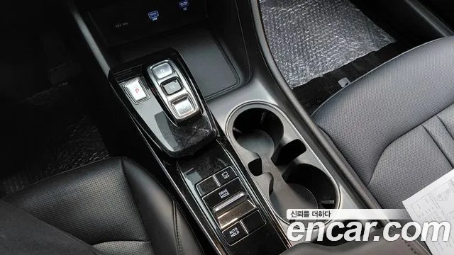 Hyundai Sonata Sonata (DN8) 2.0 LPG(Для проката) — Фото автомобиля 9