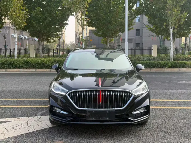 Hongqi H5 — Фото автомобиля 2