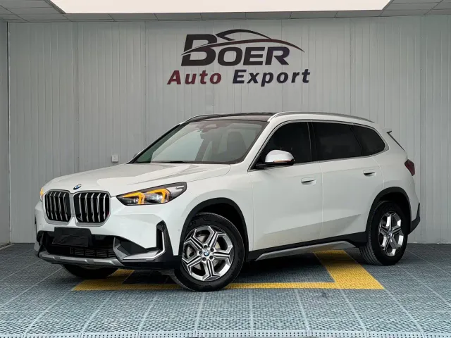 Фотография автомобиля — BMW X1