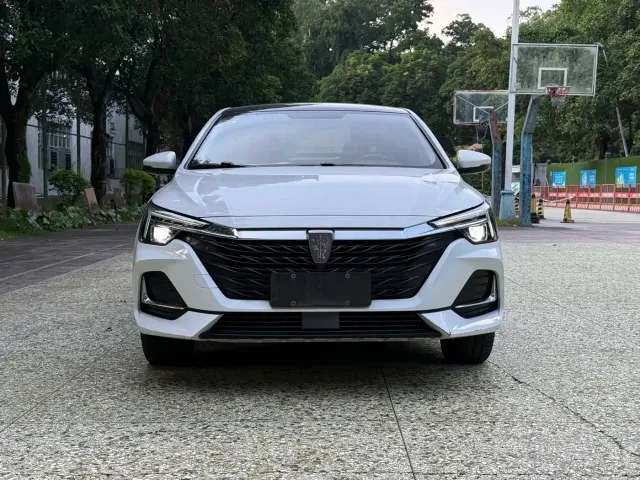 Roewe Roewe i6 MAX EV 2022 EV 500 Sunroof Premium — Фото автомобиля 6