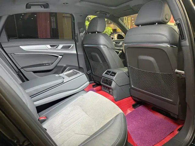 Audi A6L — Фото автомобиля 14
