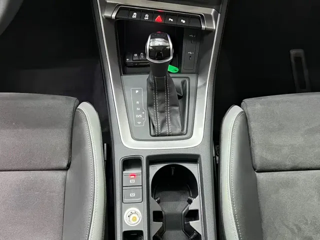 Audi Q3 — Фото автомобиля 12