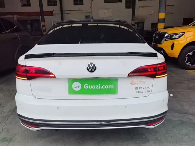 Volkswagen Bora 2025 Facelift 200TSI DSG Navigation Edition — Фото автомобиля 5