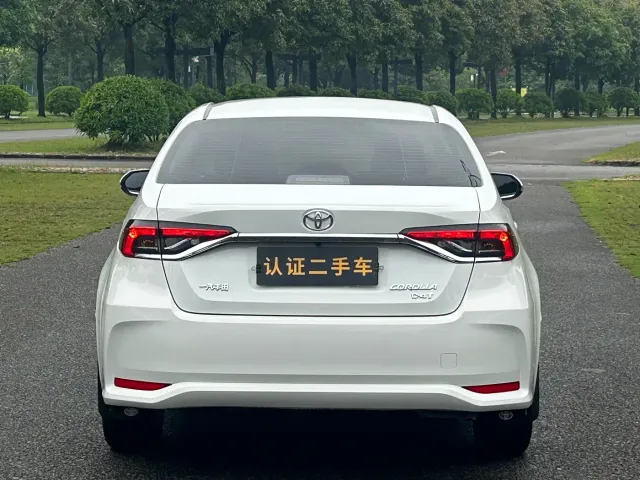 Toyota Corolla — Фото автомобиля 4