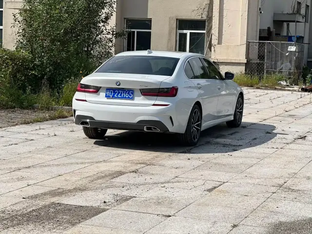 BMW BMW 3 Series 2023 320Li M Sport Package — Фото автомобиля 4