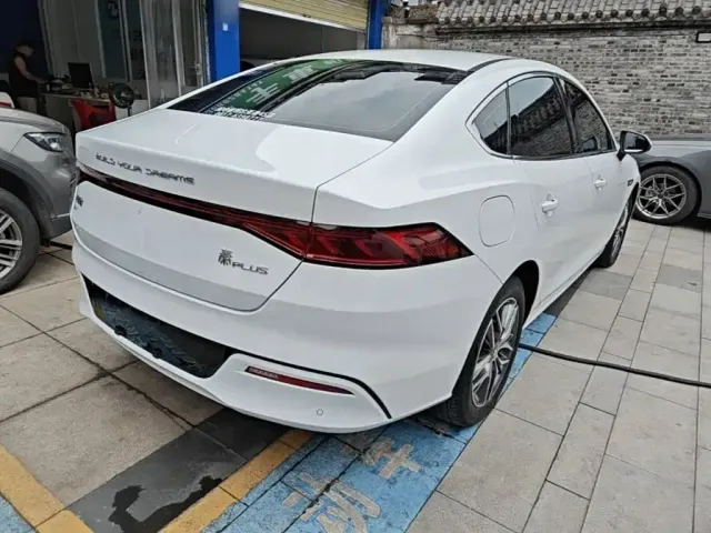 BYD Qin PLUS — Фото автомобиля 6