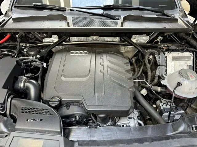 Audi Q5L — Фото автомобиля 7