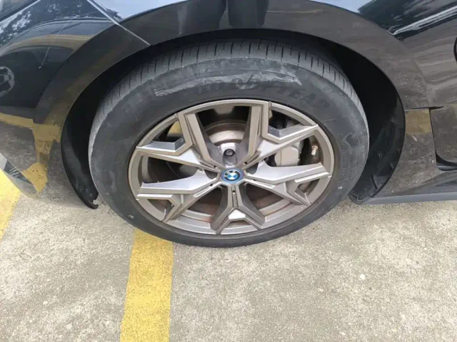BMW i3 — Фото автомобиля 22