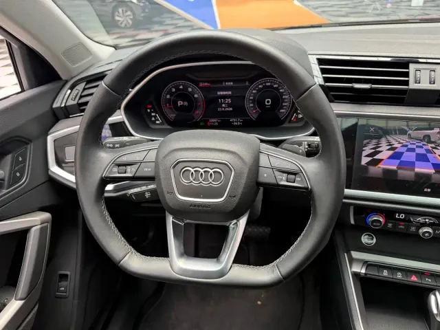 Audi Q3 — Фото автомобиля 13