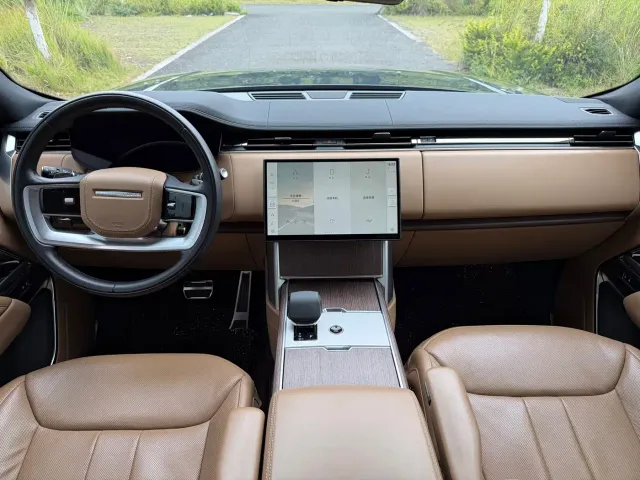 Land Rover Range Rover — Фото автомобиля 10