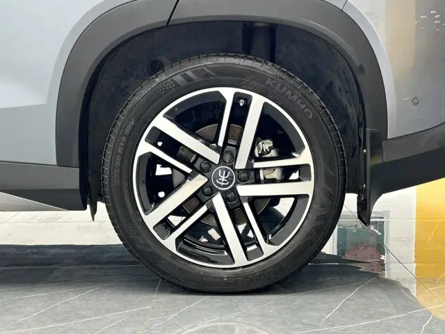 BYD Song L DM-i — Фото автомобиля 23