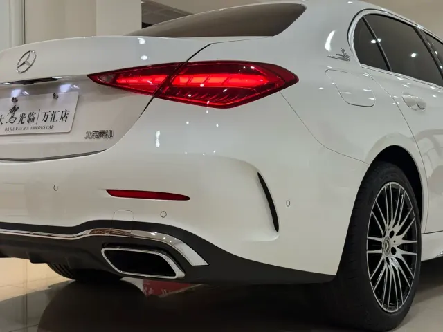 Mercedes-Benz C-Class — Фото автомобиля 12
