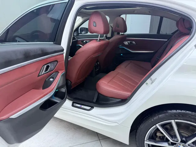 BMW 3 Series — Фото автомобиля 15